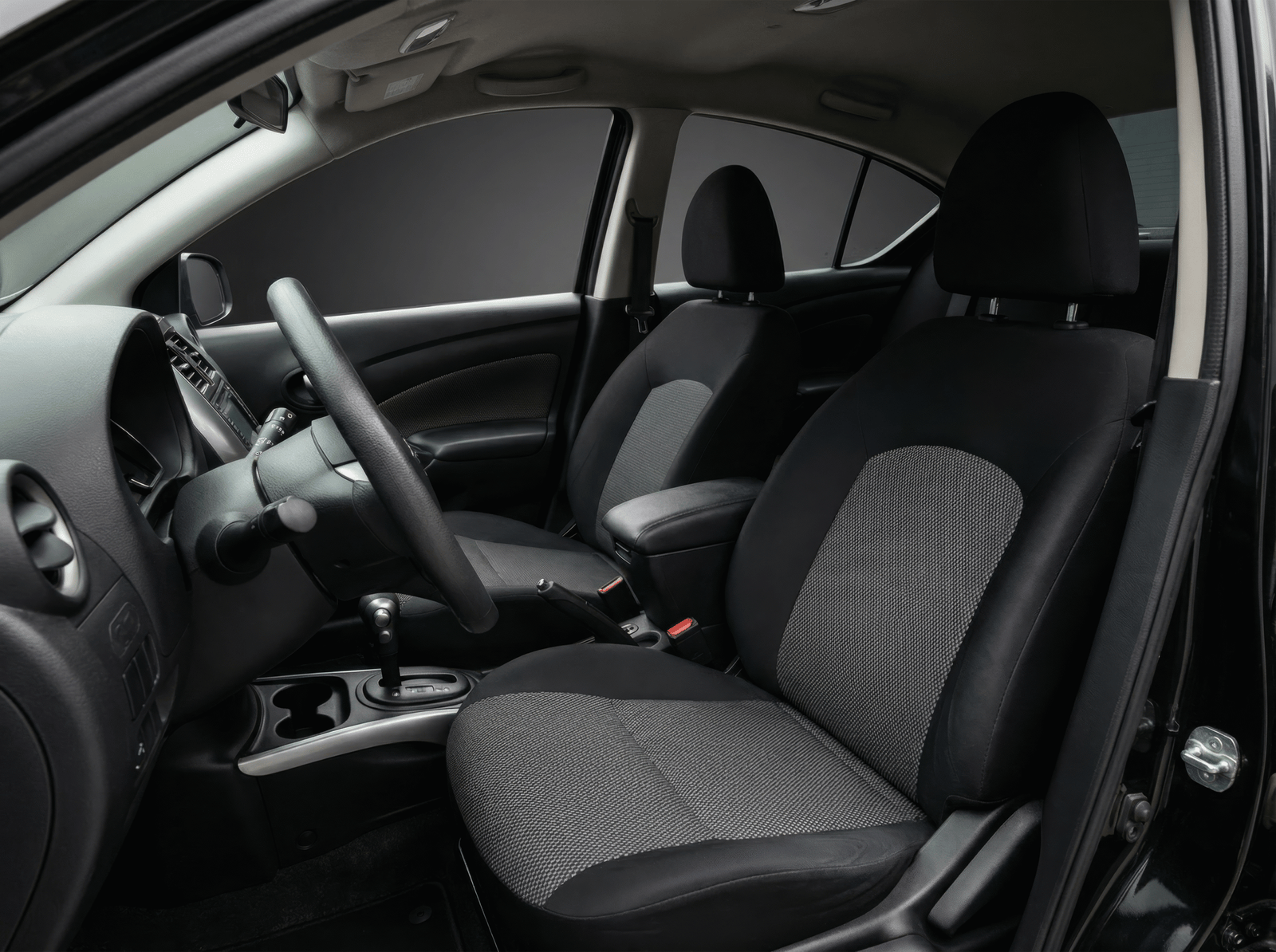 Nissan Sunny Super Saloon 2025 - Image 7