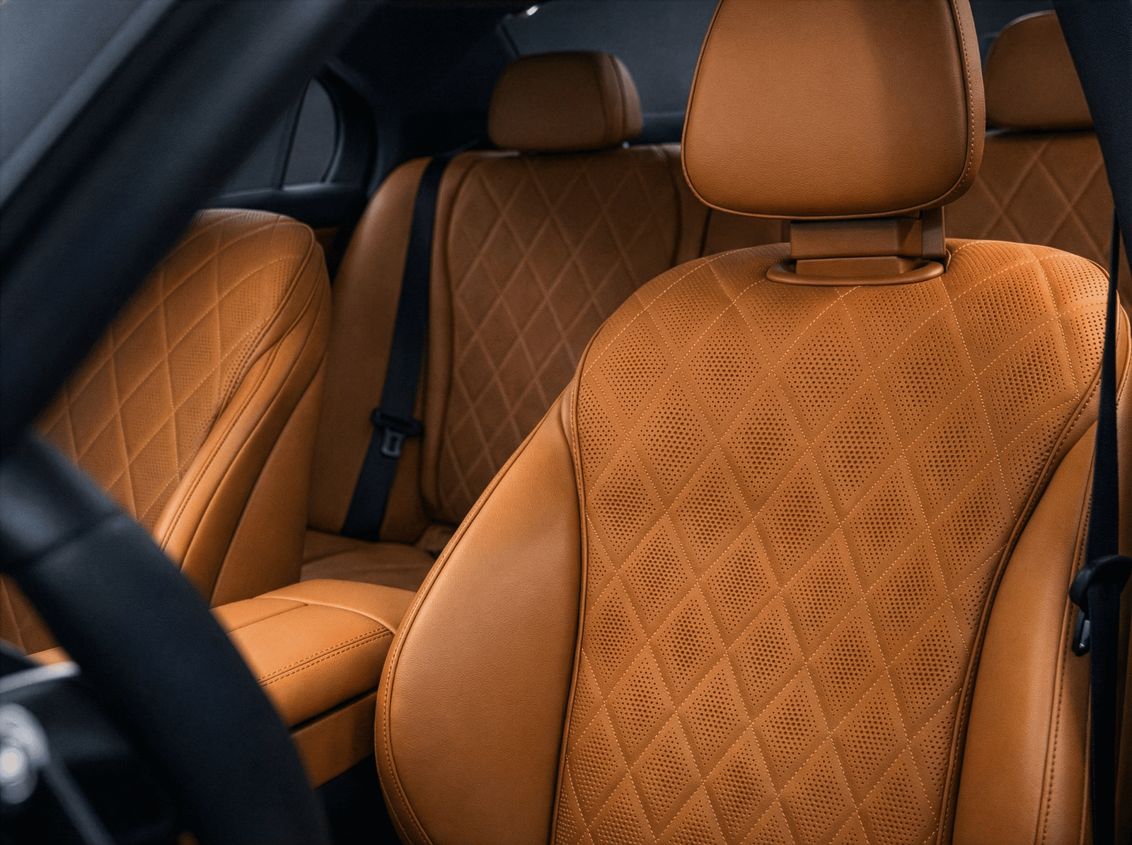 Mercedes E200 2025 - Image 11