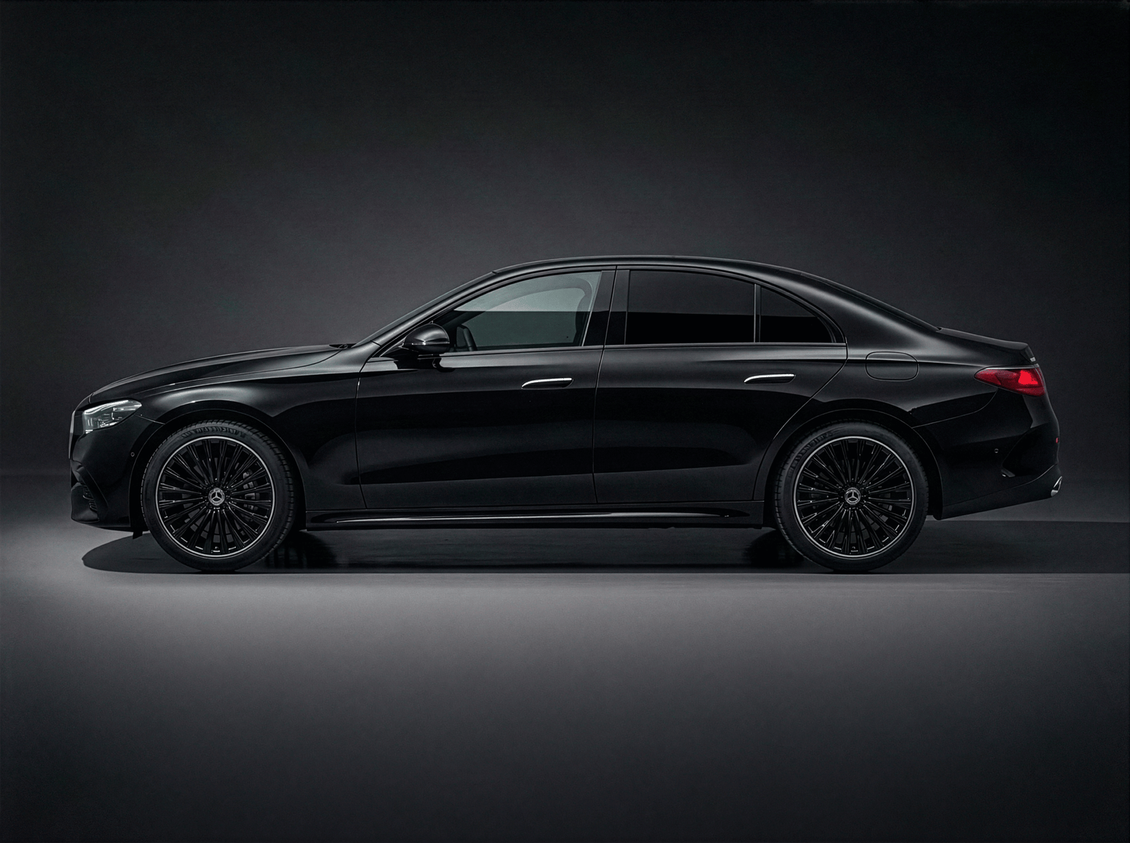 Mercedes E200 2025 - Image 4