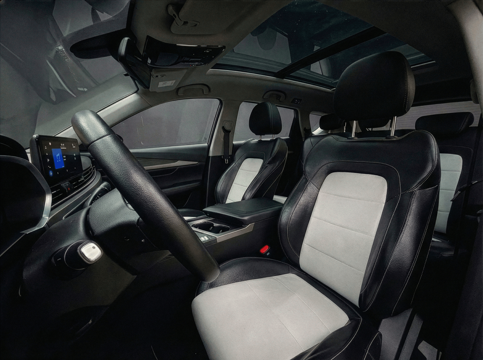 Soueast DX8S 7Seats 2024 - Image 7